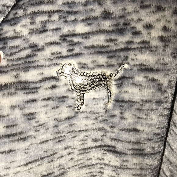 VS Pink Robe - Picture 2 of 2